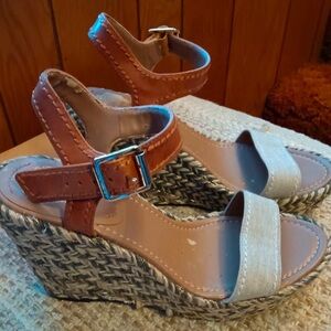 Vince Camuto Wedges